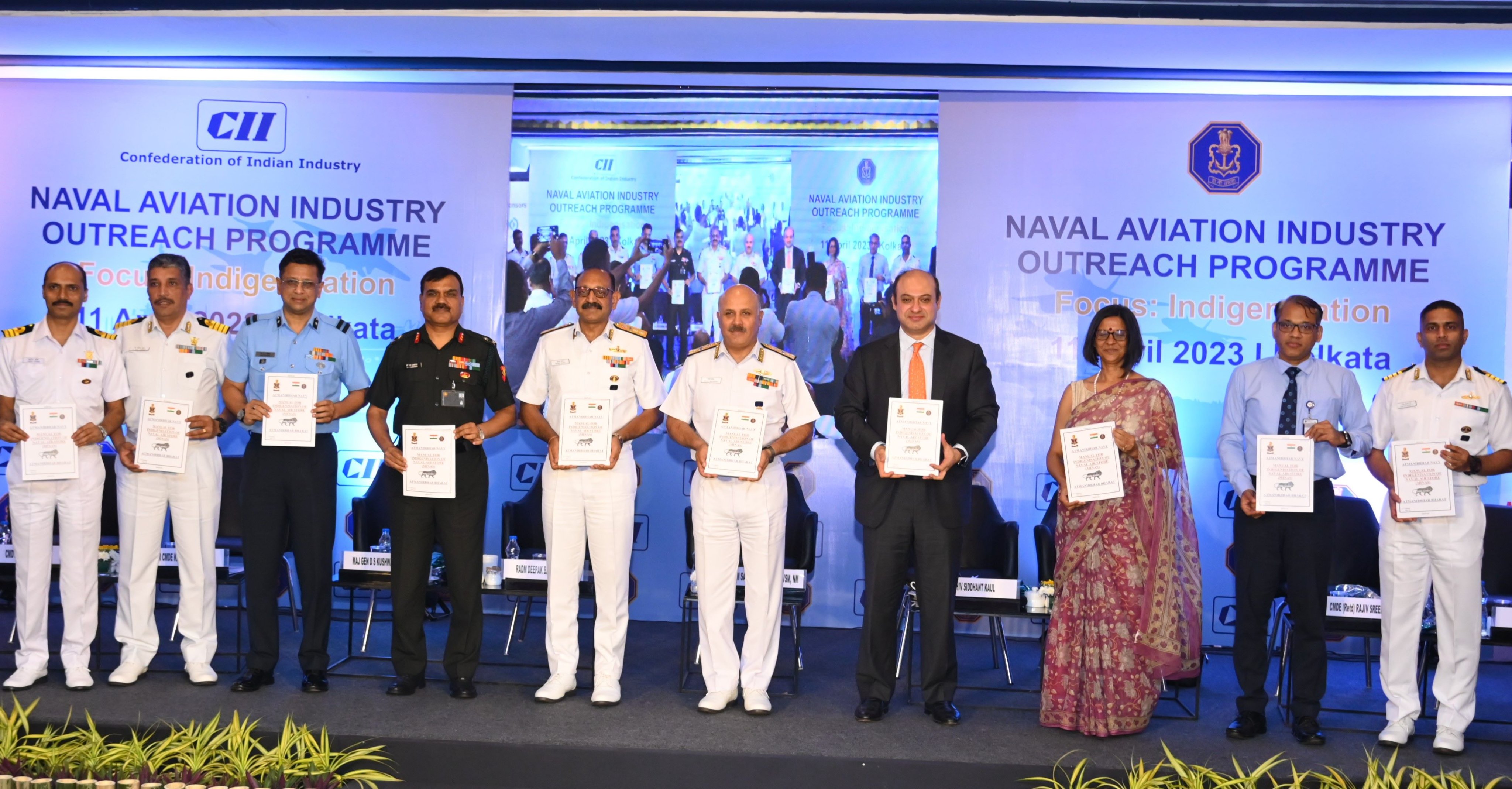 Indian Naval Aviation  Industry  Engaged  Over 100  Industry Partners  In Its  ‘Innovate-Integrate-Indigenise’  Outreach  Programme at  Kolkata